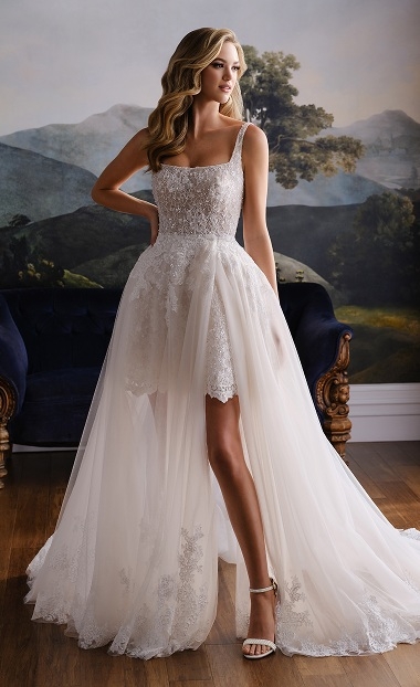 Model wearing a new collection dress 5