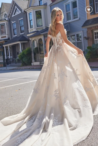 House of Idan BELLFLOWER #1 default Champagne thumbnail